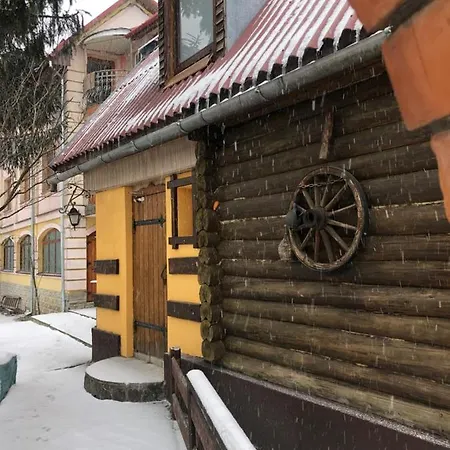 Nautilus Szálloda *