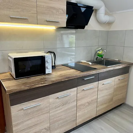 Nautilus Szálloda *