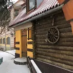 Nautilus Hotel *